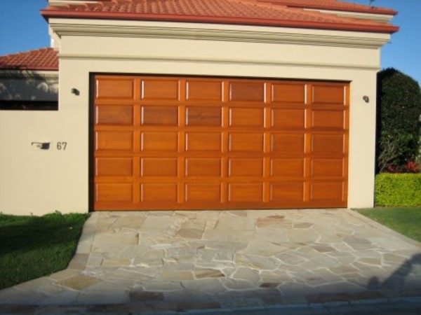 Sectional-Garage-Door-0004